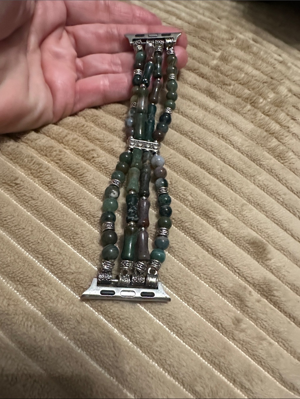 2 Apple Watch Bands with 5 face covers 40mm - Picture 2 of 6